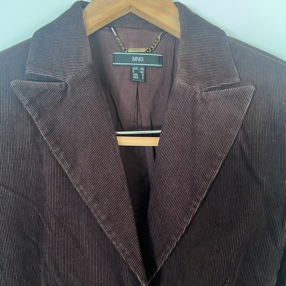 Beautiful Mango Jacket - Picture 2 of 3